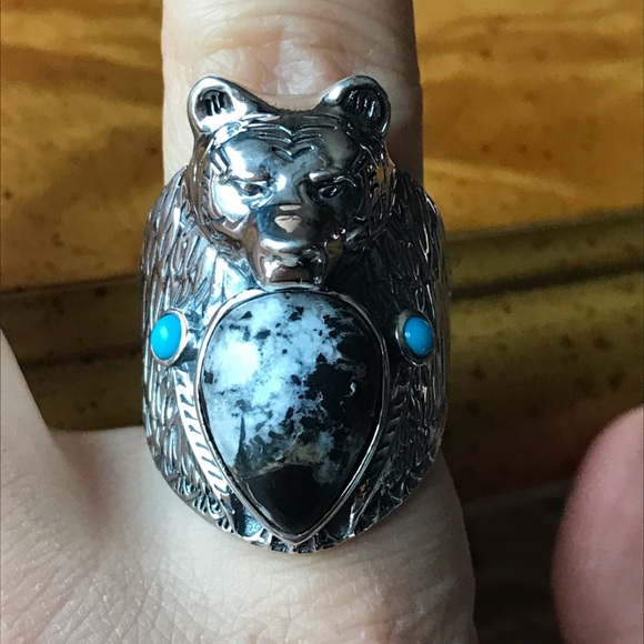 White Buffalo Turquoise Sterling Silver Bear Ring - Picture 1 of 10